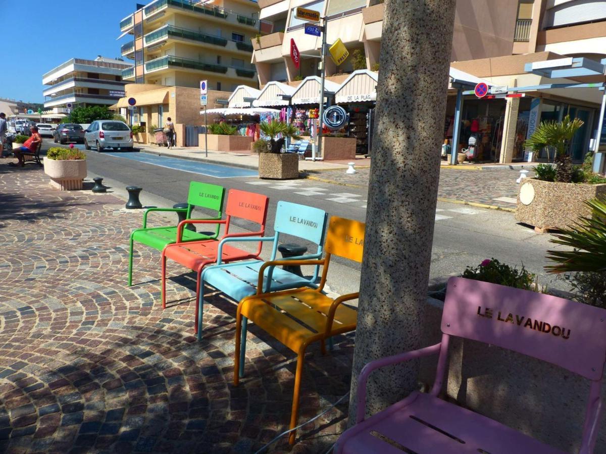 Charmant Studio Climatise Avec Balcon A 50M De La Plage - Le Lavandou Centre-Ville - Fr-1-308-110 Exterior foto
